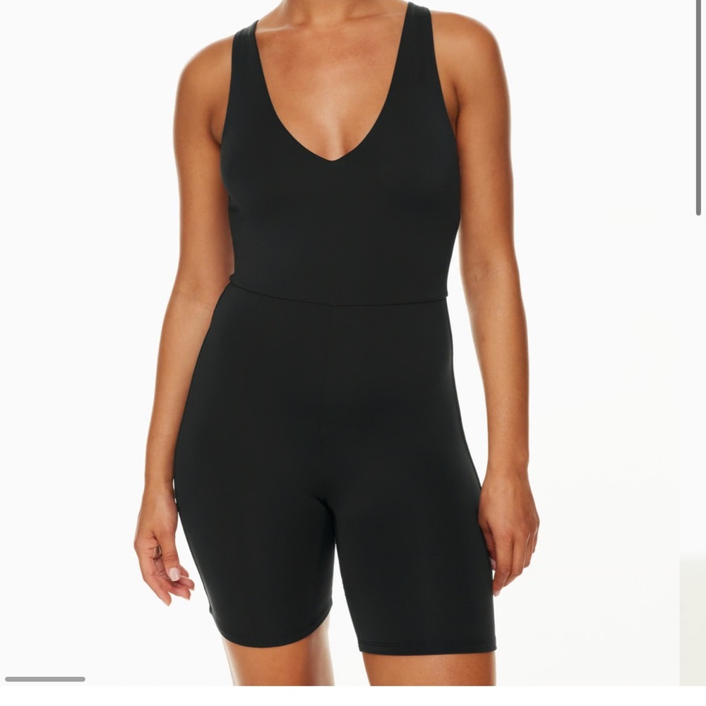 Aritzia contour v-neck romper